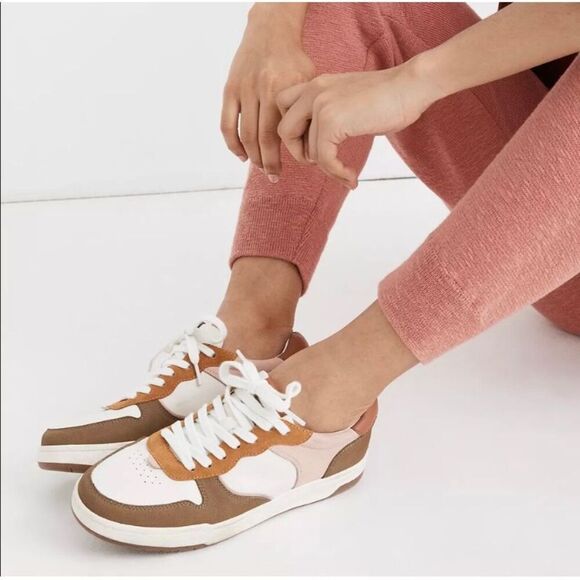 Madewell size 6.5M Court Sneakers in Nubuck and Recycled Leather - Picture 1 of 11